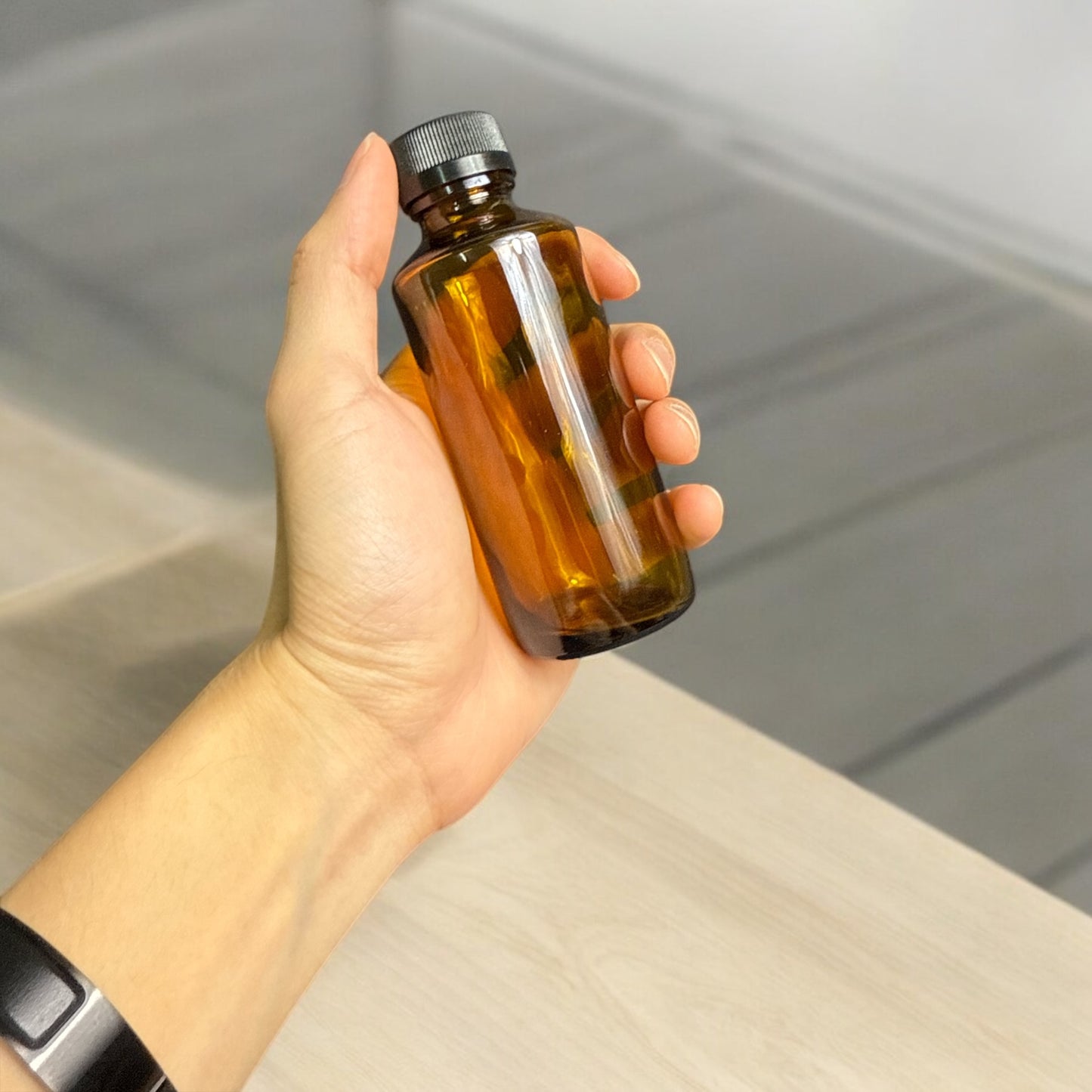 100ml Amber Glass Bottle - QP179
